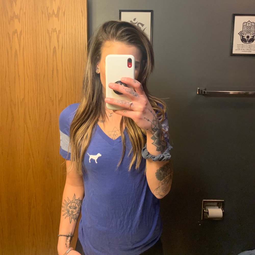 Vs pink comfy top ✨